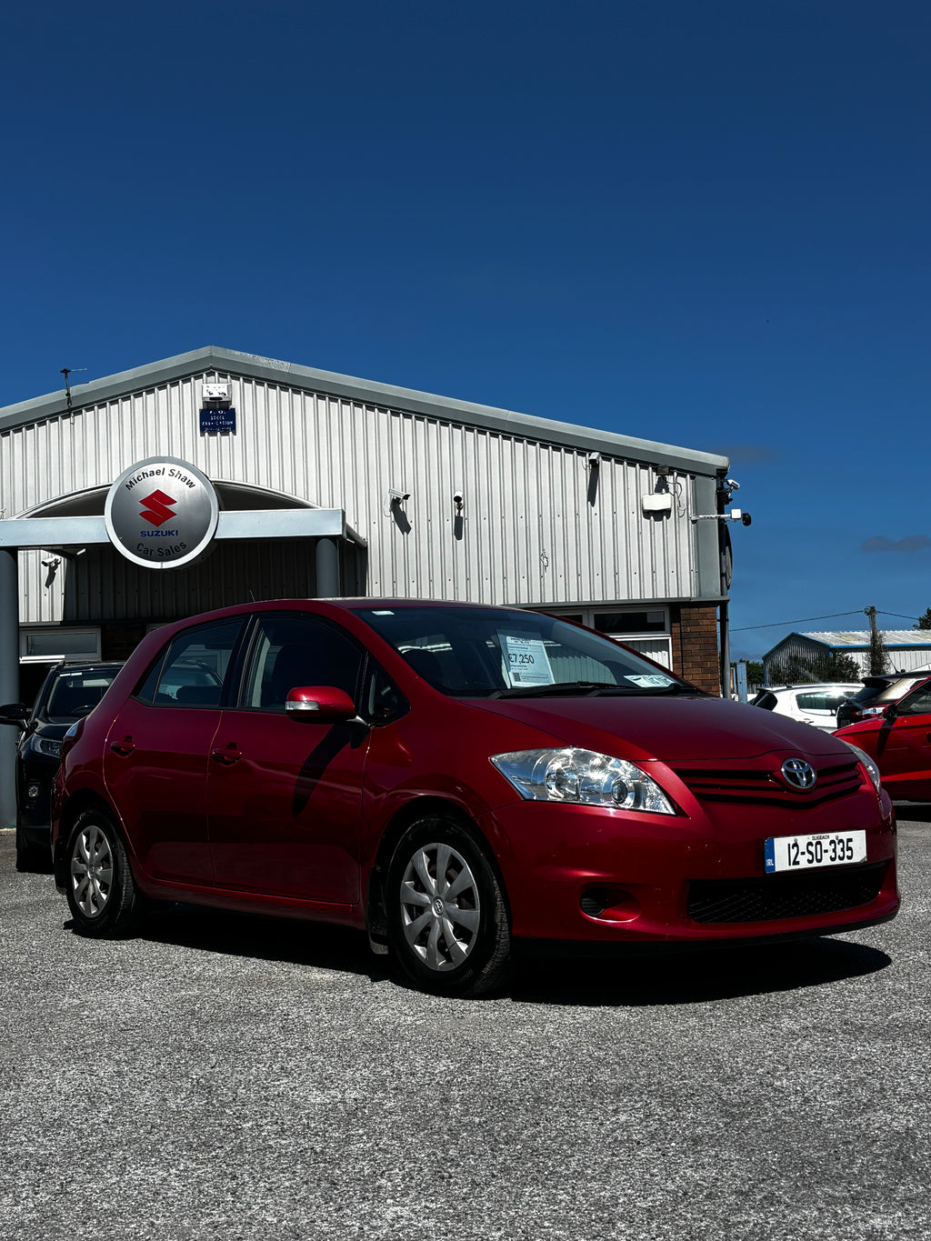 12 Toyota Auris