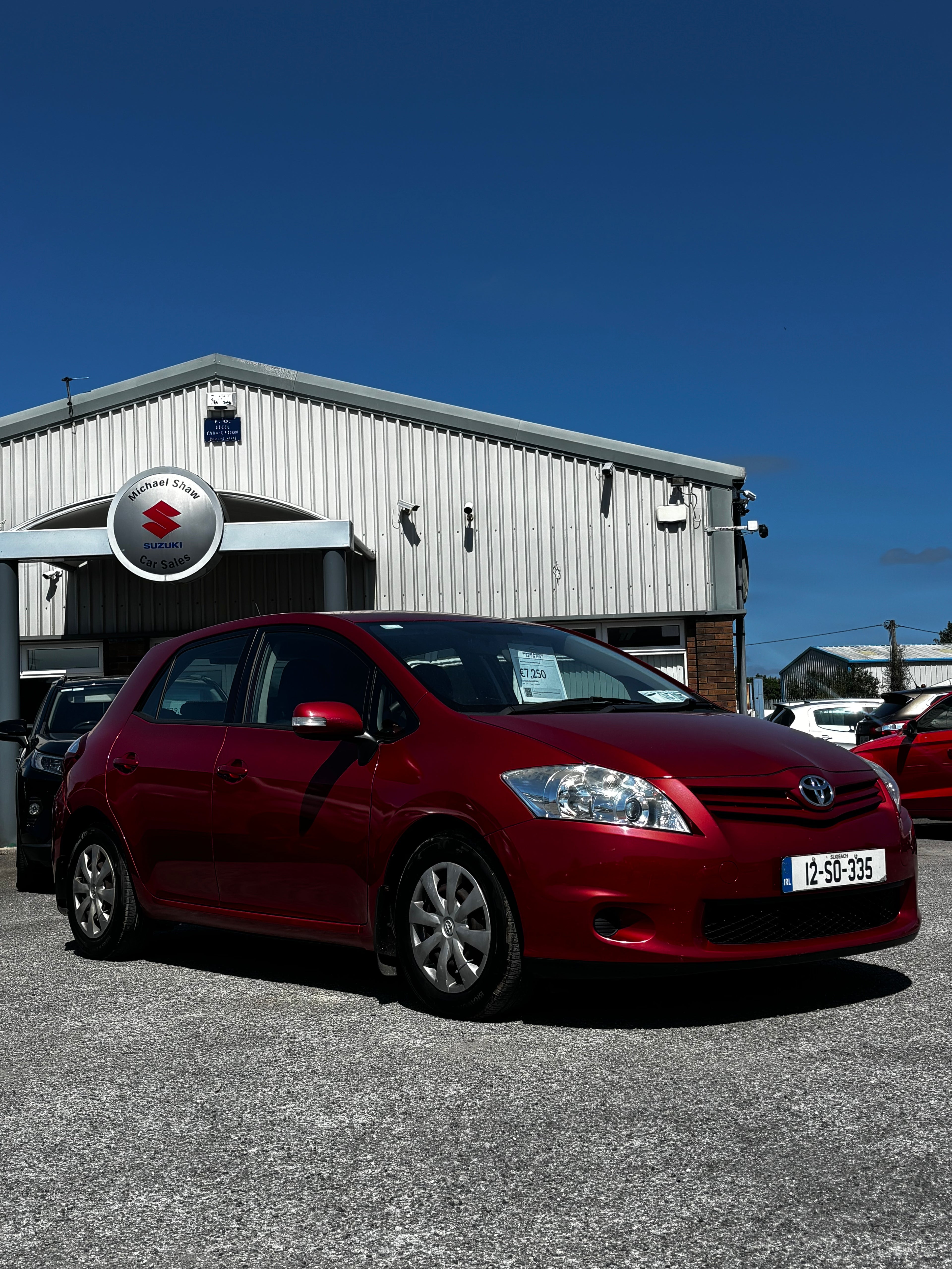 12 Toyota Auris