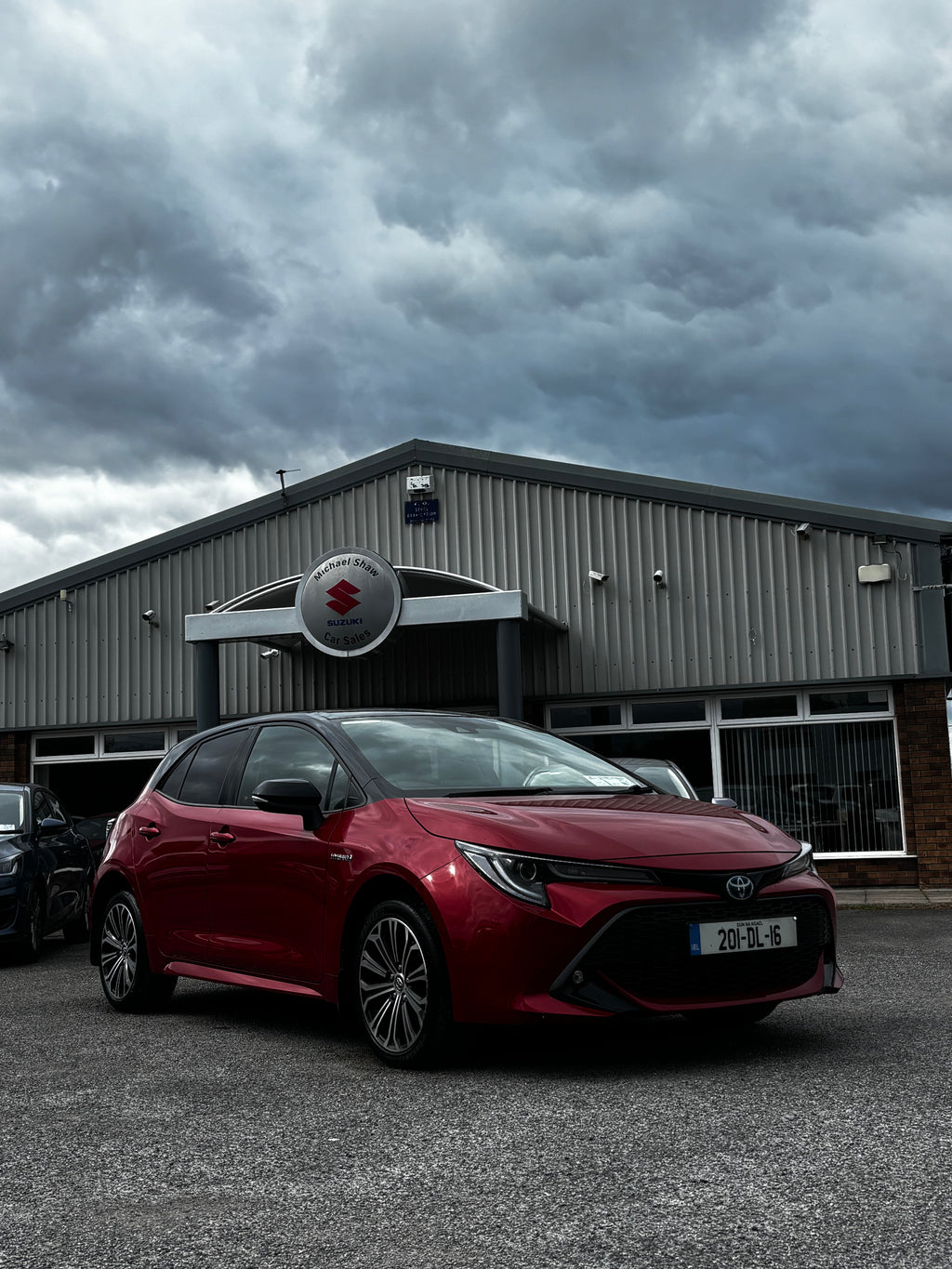 201 Toyota Corolla Luna Sport Hybrid