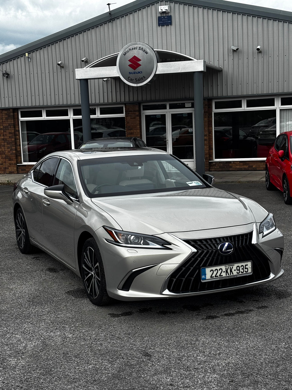 222 Lexus ES 300H Executive