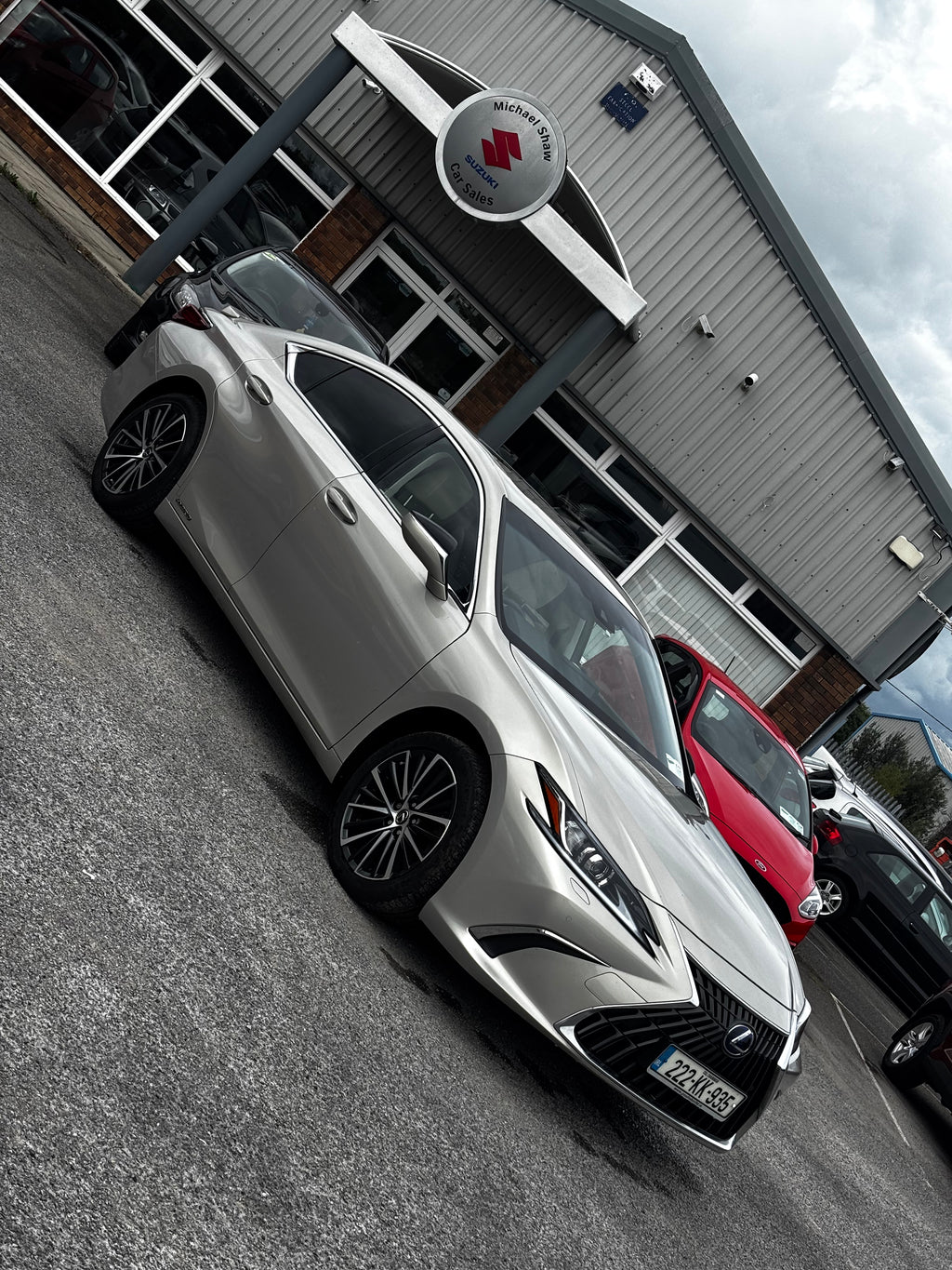 222 Lexus ES 300H Executive
