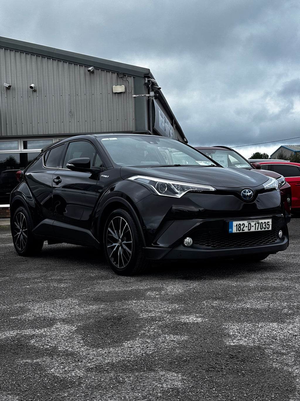182 Toyota C-HR Sol