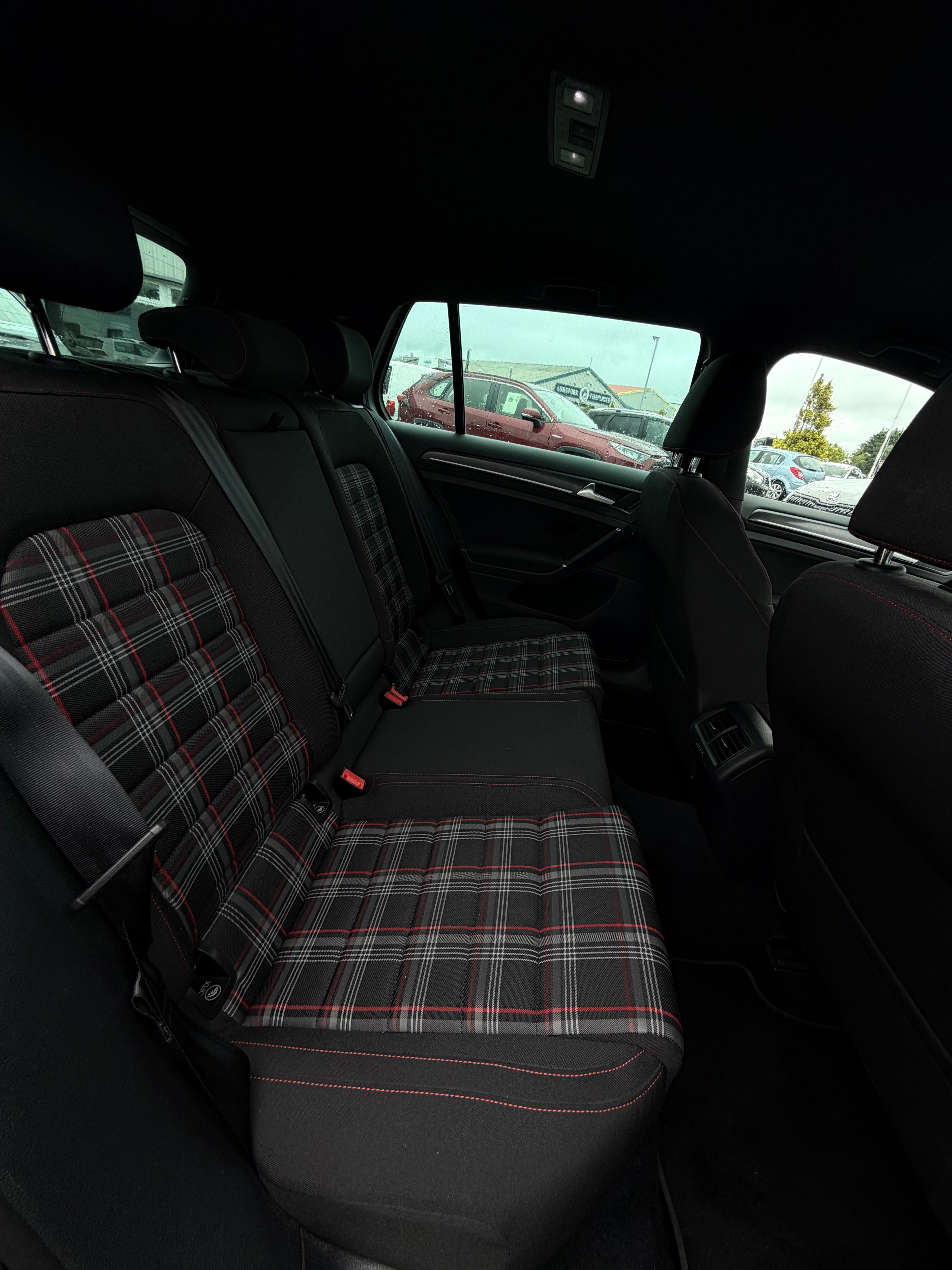 172 Volkswagen Golf GTI