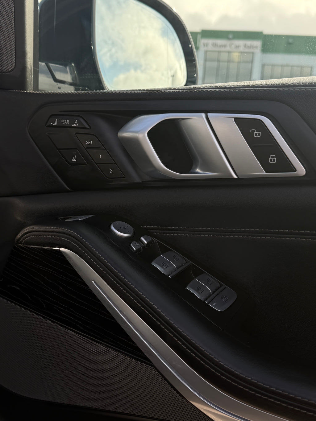 241 BMW X7