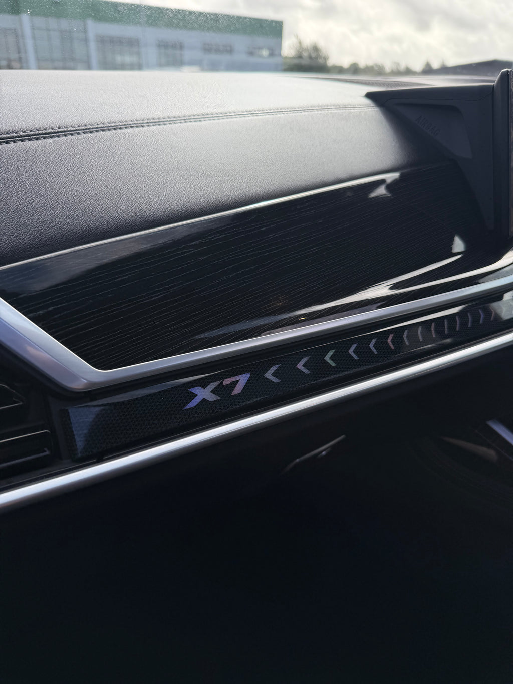 241 BMW X7