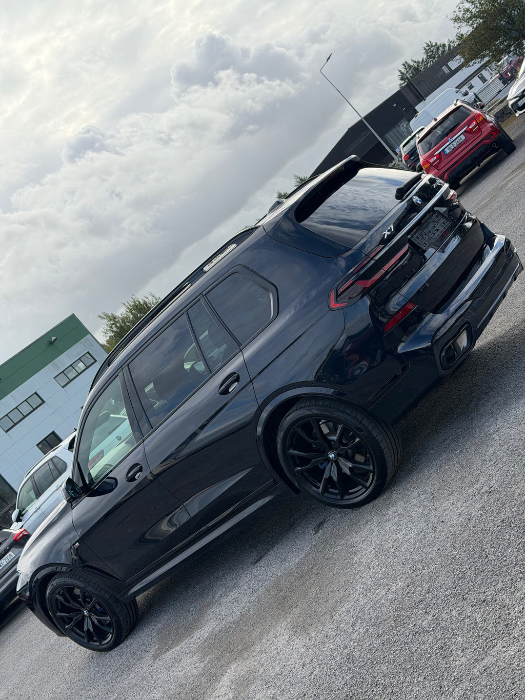 241 BMW X7