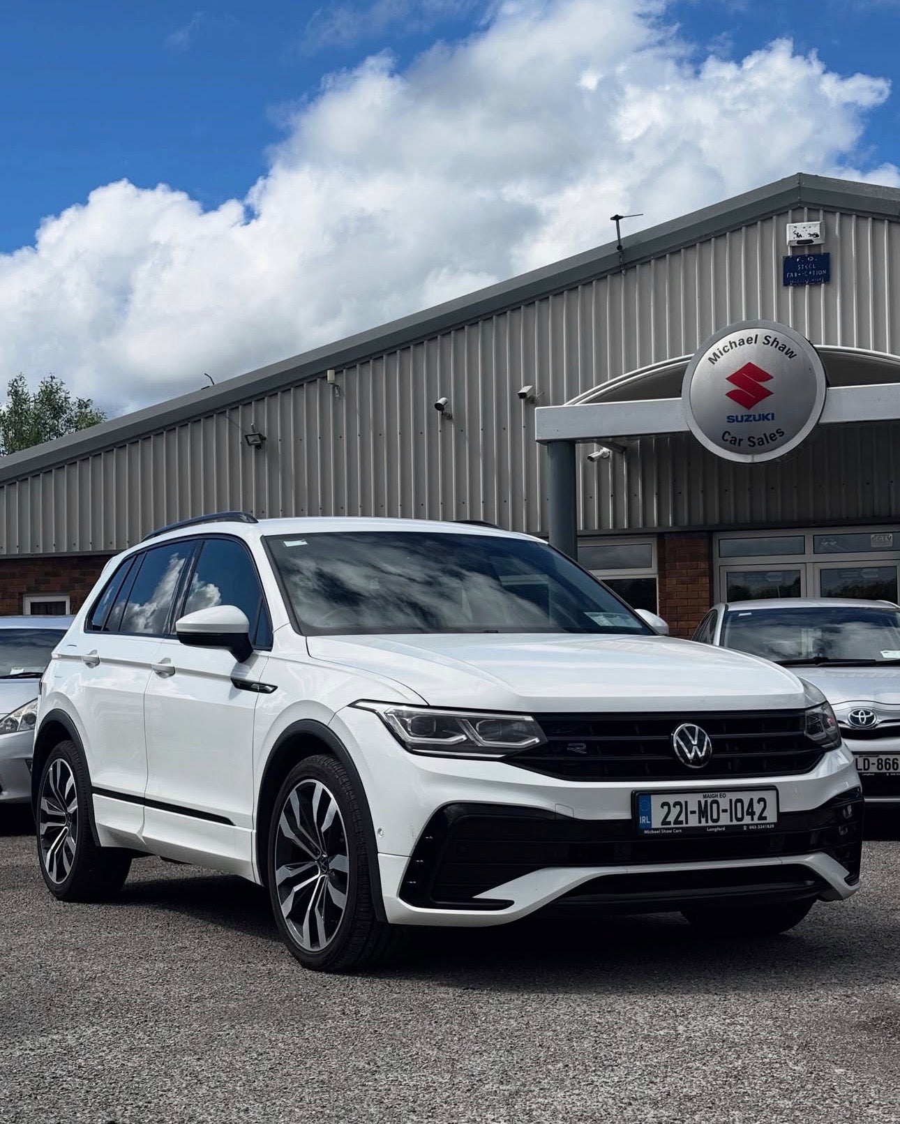 221 Volkswagen Tiguan R Line
