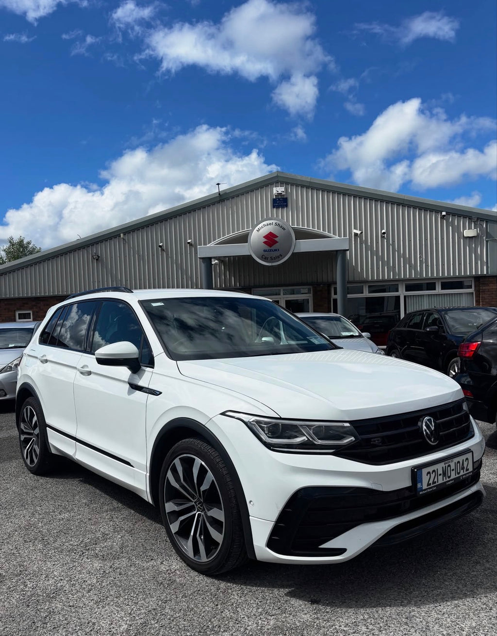 221 Volkswagen Tiguan R Line