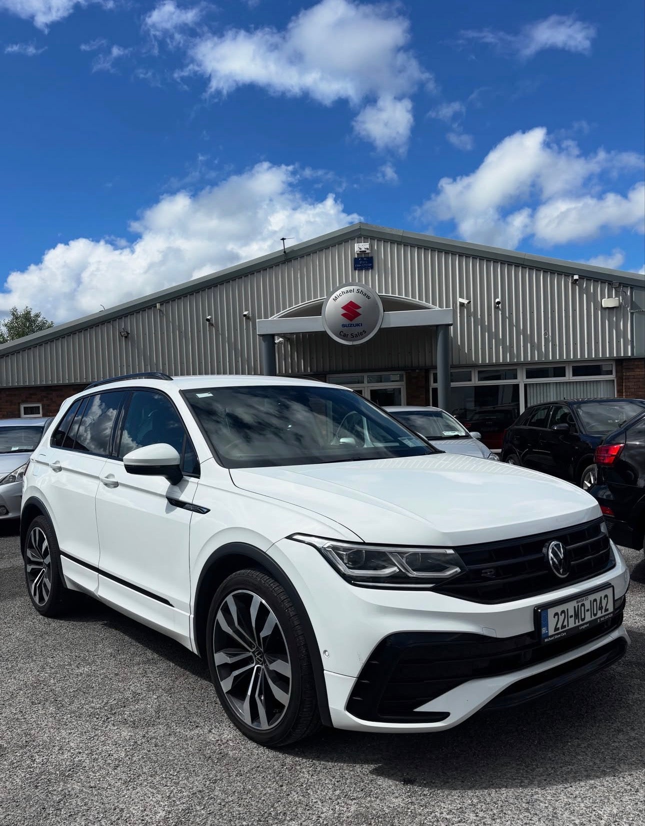 221 Volkswagen Tiguan R Line
