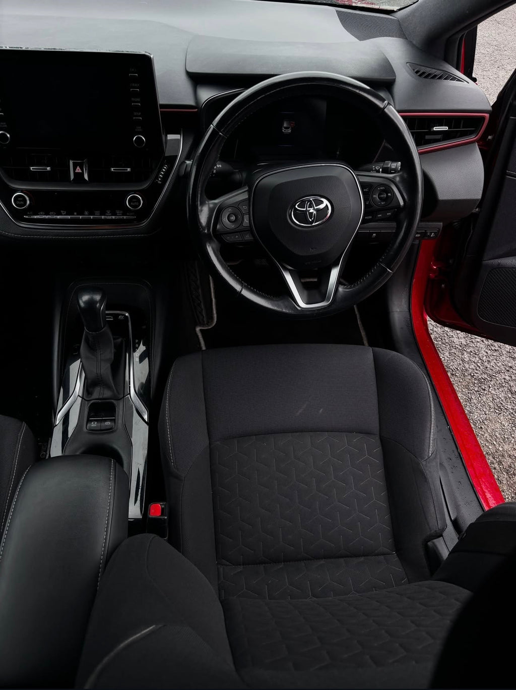 191 Toyota Corolla Hybrid Luna Sport