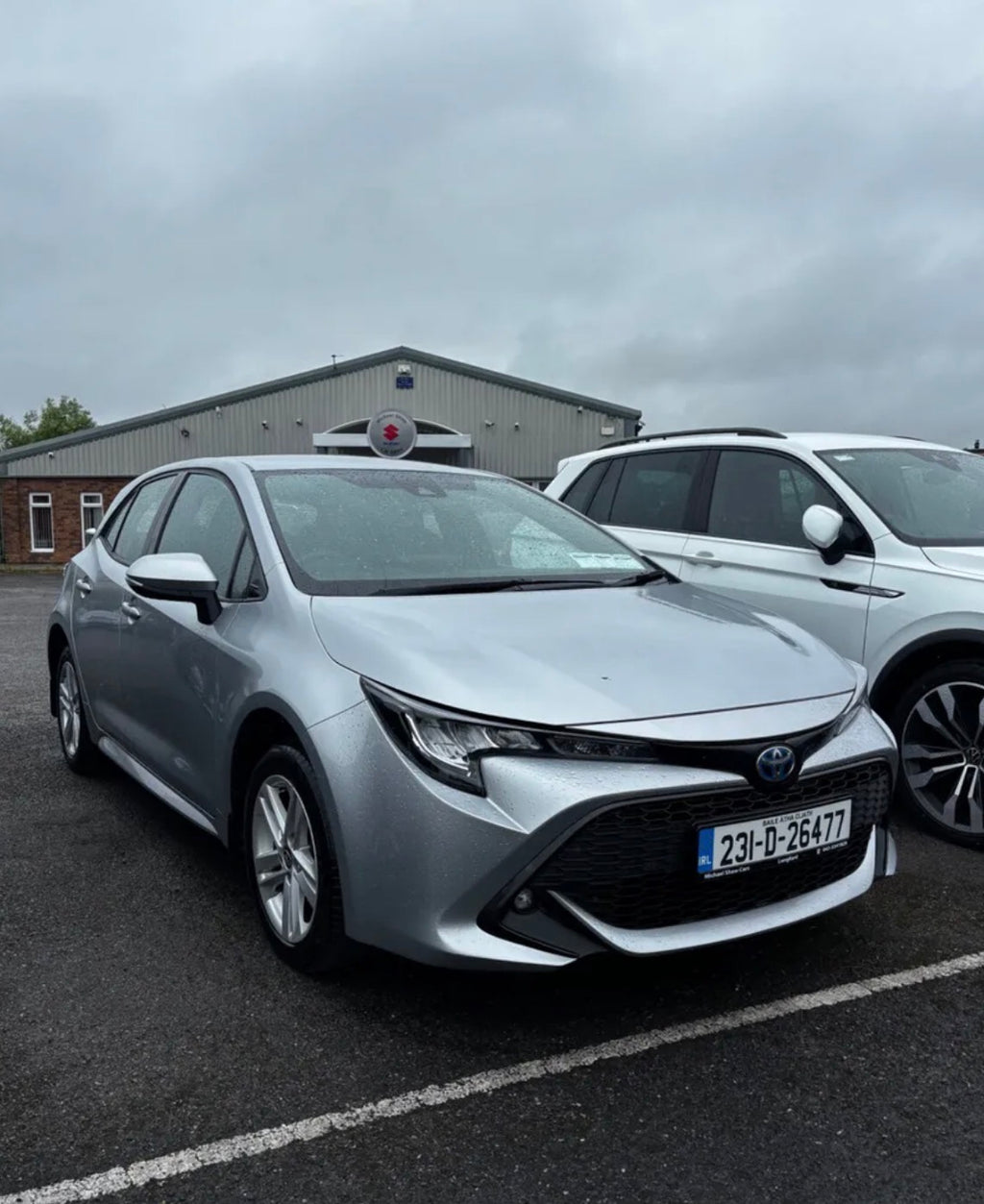 231 Toyota Corolla 1.8 Hybrid