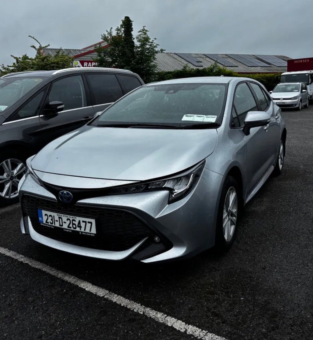 231 Toyota Corolla 1.8 Hybrid