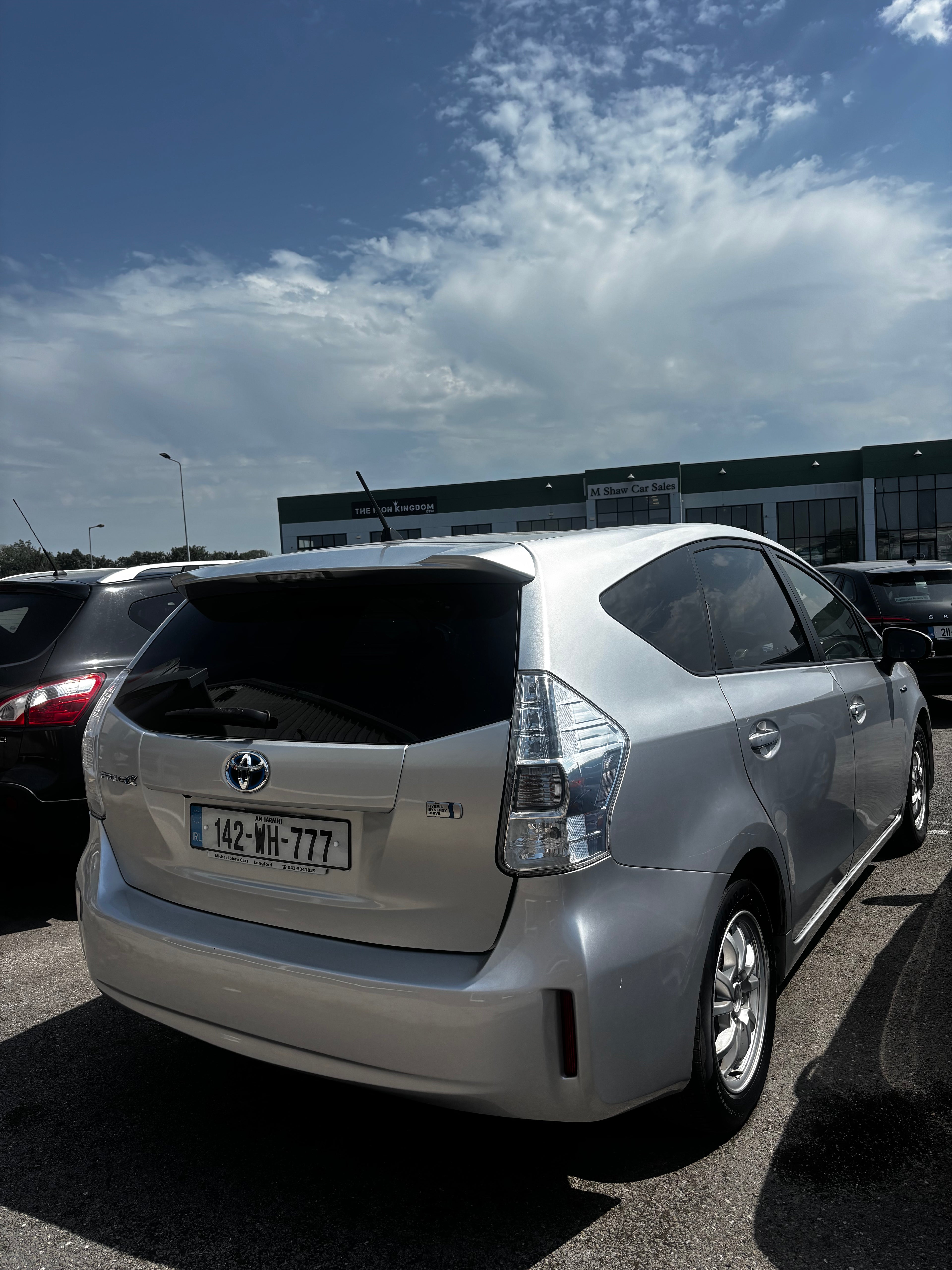 142 Toyota Prius
