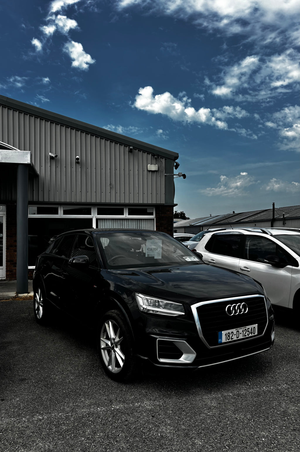182 Audi Q2 S-Line