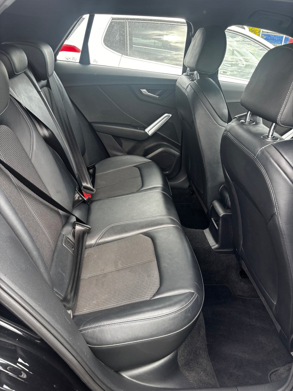 182 Audi Q2 S-Line